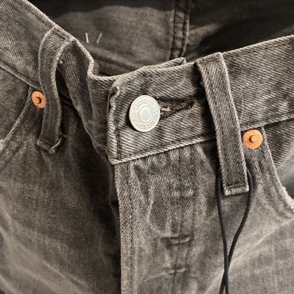 Levi’s 501 HIGH RISE WOMEN'S SHORTS - Picture 5 of 9